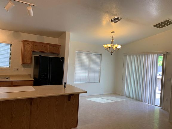 4th image of 11921 W Maui Ln