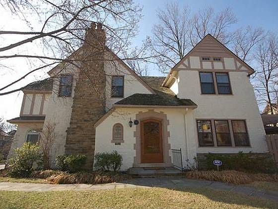 1st image of 345 Resor Ave