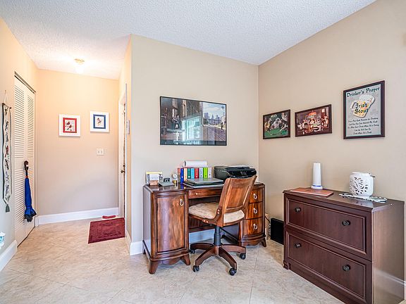 4th image of 3789 Silver Lace Ln