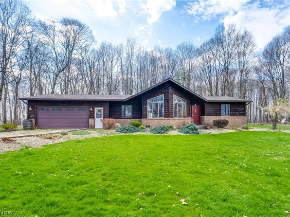 3001 Ben Fulton Ave NW, North Lawrence, OH 44666