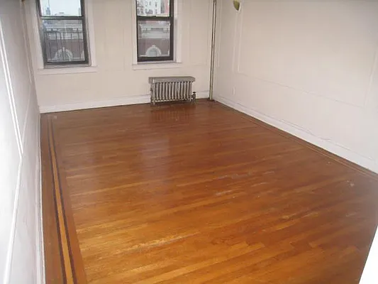 Rented by Alexiou Realty | media 3