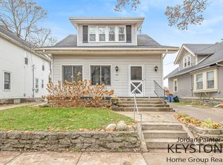 29 Lowell Ave NE, Grand Rapids, MI 49503