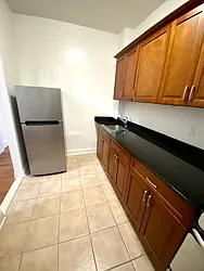 Rented by LRGNY Group, Inc.