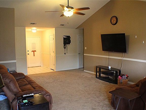 5th image of 3518 Daisy Ct