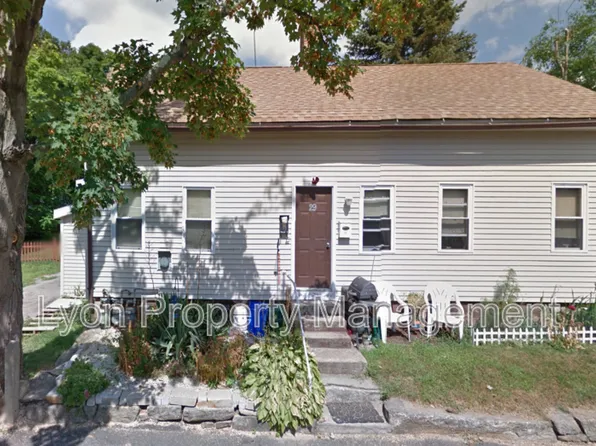 27 Lanphear St #119, Coventry, RI 02816