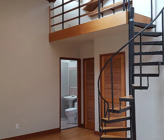 2182 NW Hoyt St #16 — Photo 5