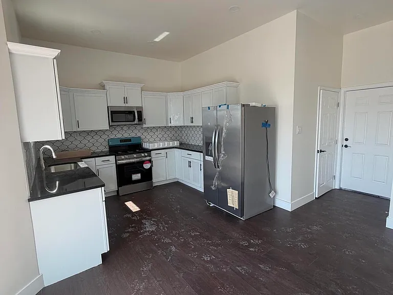 105 Parkdale Dr — Photo 14