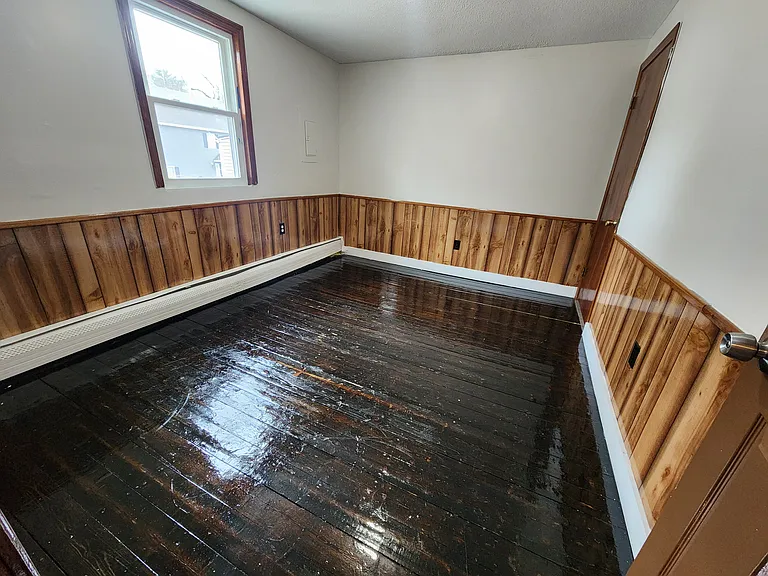 818 Bedford St #5 — Photo 5