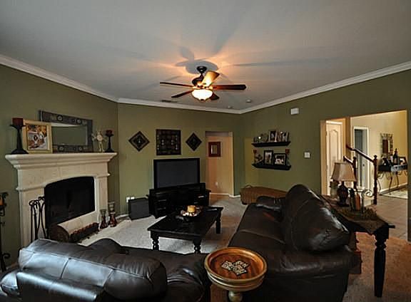 3rd image of 430 Sonoma Dr