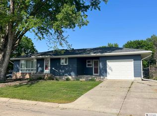 201 S 6th St, Pender, NE 68047