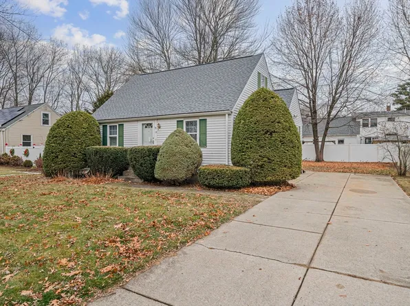 13 Washington Ave, Ashland, MA 01721