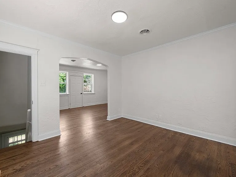 5006 Tholozan Ave #A — Photo 5