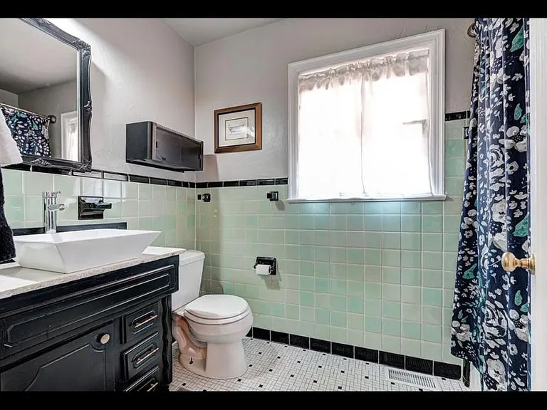 3217 N Villa Ave — Photo 24