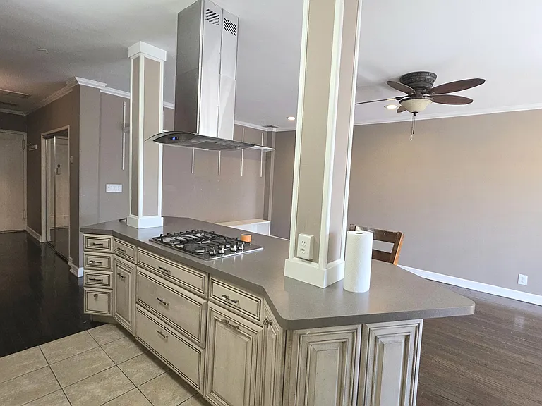 2520 Kennedy Blvd — Photo 7