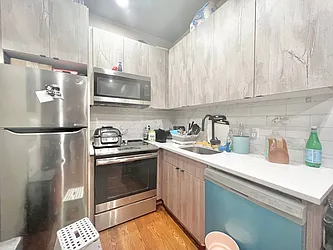 Rented by Doorway NYC, LLC