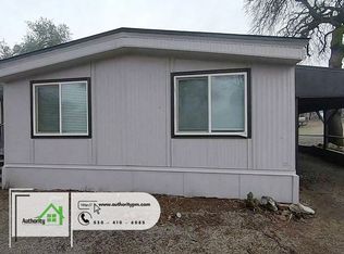 10560 Old Oregon Trl, Redding, CA 96003