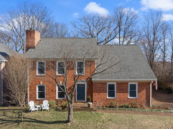 6652 Autumnwood Dr, Nashville, TN 37221