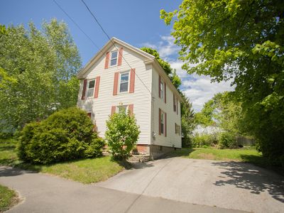 28 Pier Street, Bangor, ME, 04401
