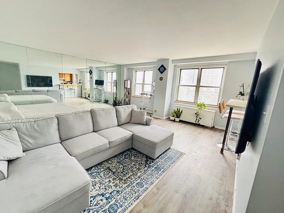 225 Saint Pauls Ave #6M
