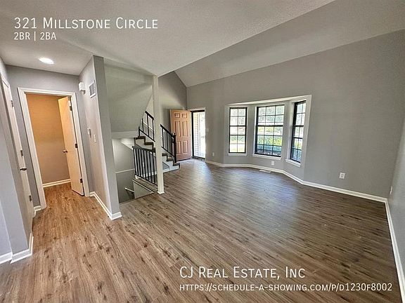 4th image of 321 NW Millstone Cir