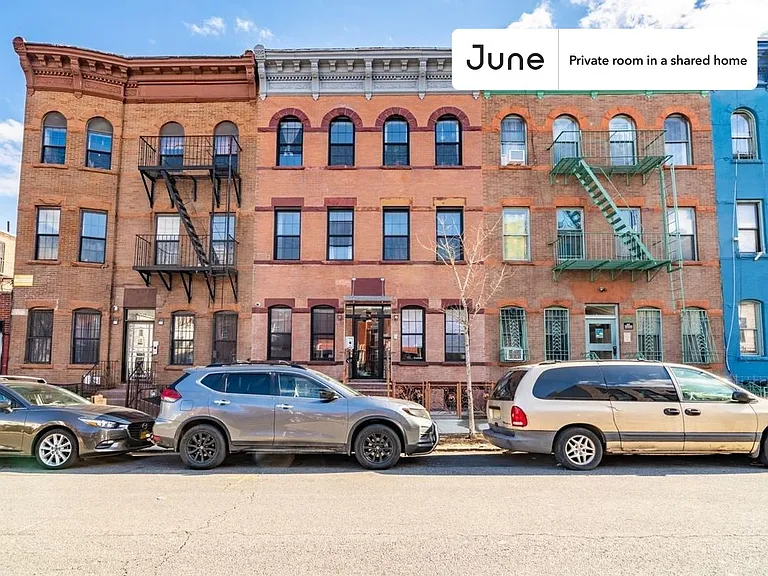 148 Grove St #B — Photo 17