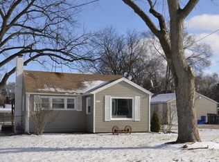 1316 5th St, Aurora, IL 60505