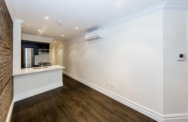 Rented by Icon Realty Management | media 42