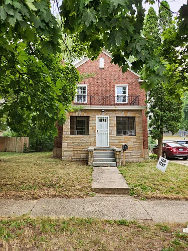 1009 N Chevrolet Ave Photo 1