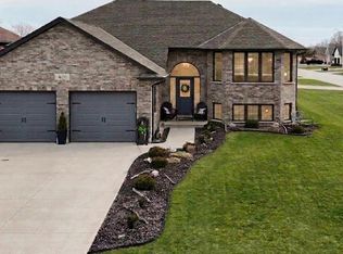 4011 Englehart Dr, Petrolia, ON N0N 1R0