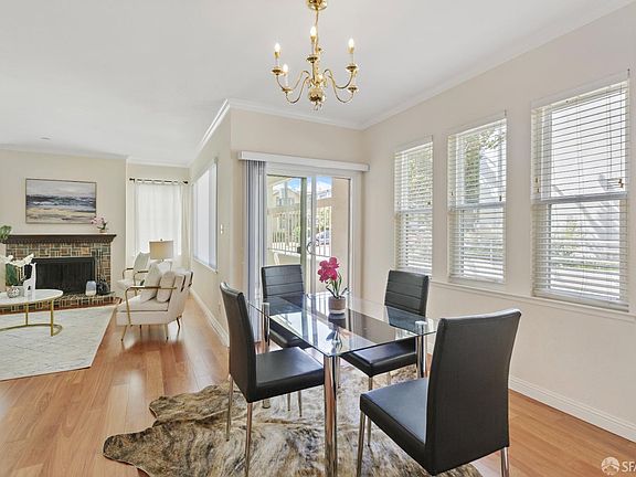 4th image of 1110 Bayswater Ave APT 101