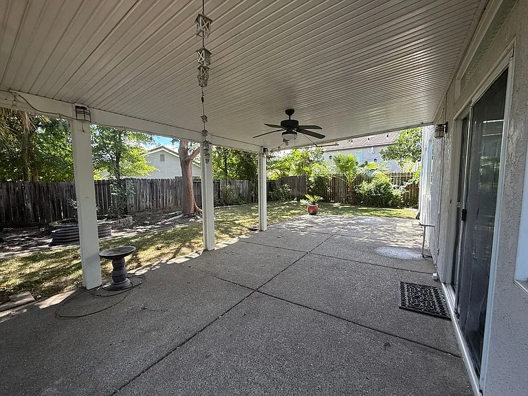532 Blarney Cir — Photo 20