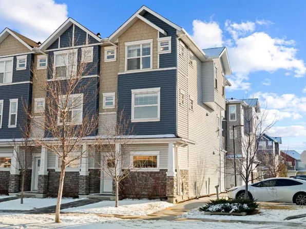 115 N Sagewood Dr SW #901, Airdrie, AB T4B 4V5