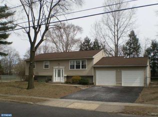 209 Mardale Dr, Somerdale, NJ 08083