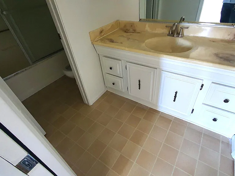 637 Rockledge St — Photo 15