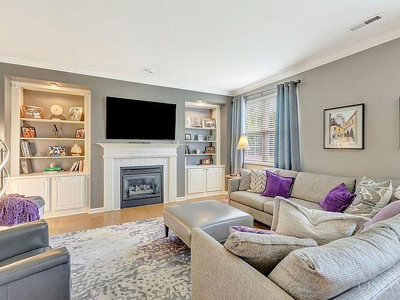 3rd image of 8606 Lowery Ln #6