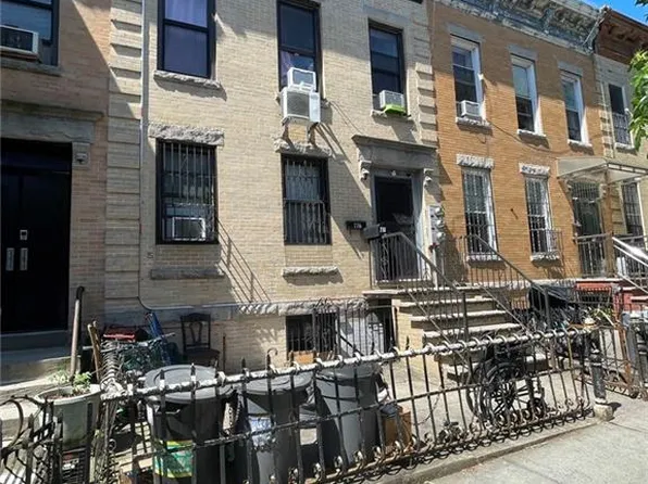 770 42nd St, Brooklyn, NY 11232
