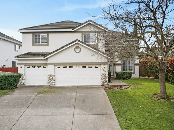 5216 Wyndham Oak Ln, Carmichael, CA 95608