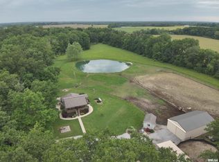 17790 N McDermott Ln, Mount Vernon, IL
