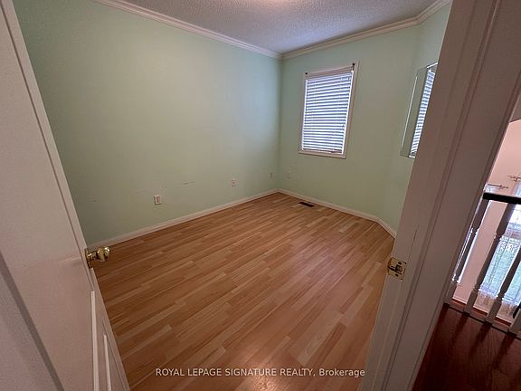4th image of 1348 Ridgebank Dr