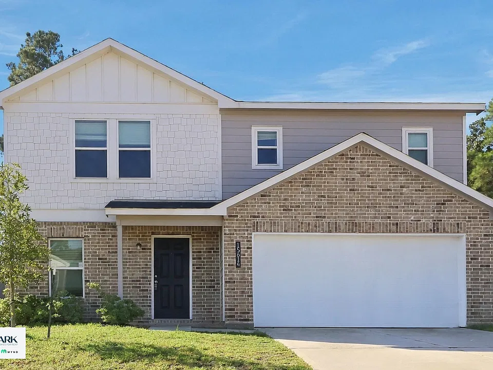 15614 Briar Forest Dr