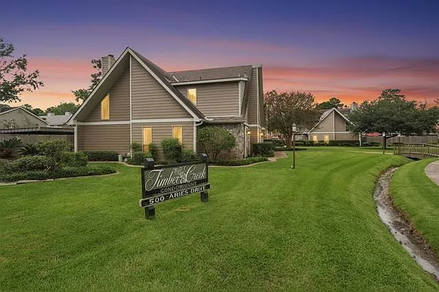 500 Aries Dr #4B — Photo 1