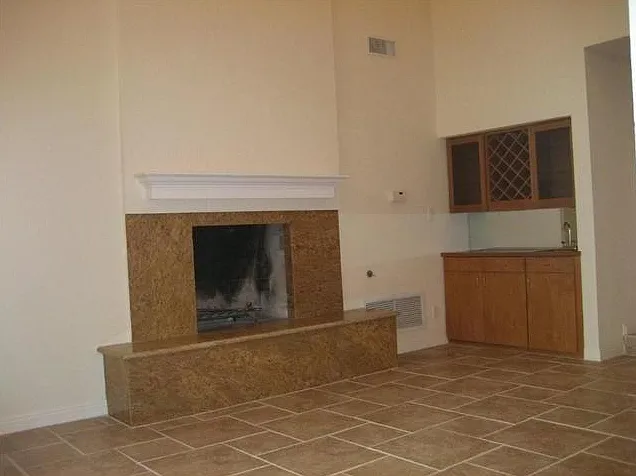 2383 Geranium St — Photo 8