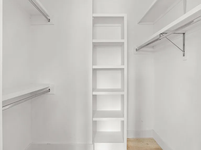 1183 Oakgrove Ave #2 — Photo 15
