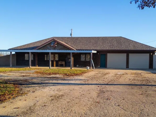 11200 S Topeka Ave, Carbondale, KS 66414