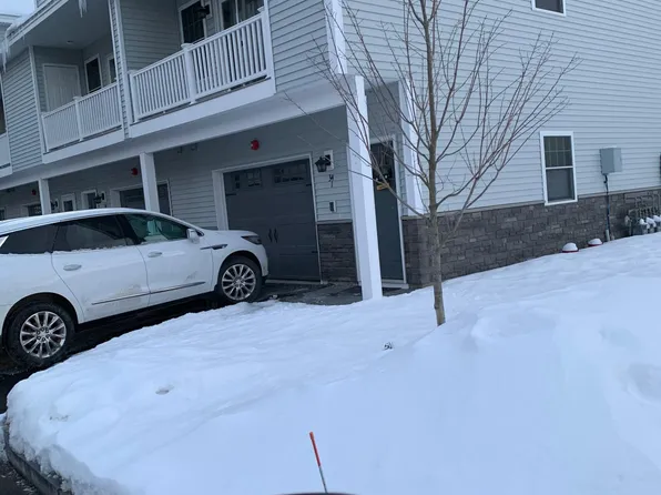 34 Callaway Dr Unit 1, Concord, NH 03301