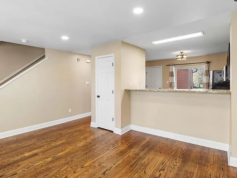 3920 Folsom Ave — Photo 9