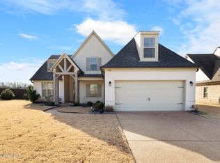 5076 Kensington Creek Dr, Southaven, MS 38672