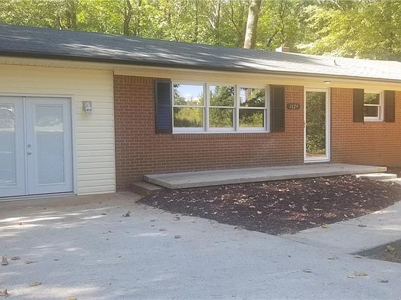 2nd image of 1629 Lakewood Dr