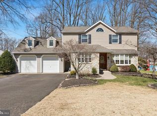 181 Sleighride Rd, Willow Grove, PA 19090