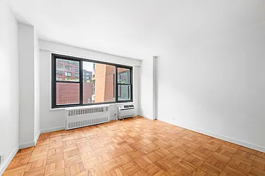 Rented by Manhattan Realty Group